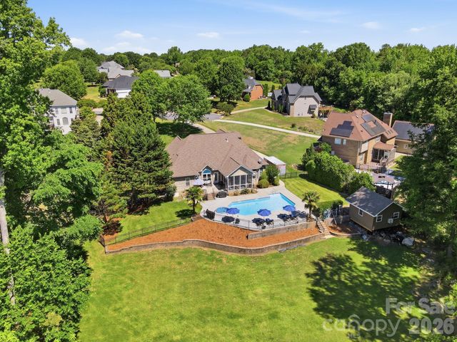 2066 Applebrook Drive, Wesley Chapel, NC 28110