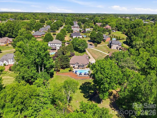 2066 Applebrook Drive, Wesley Chapel, NC 28110