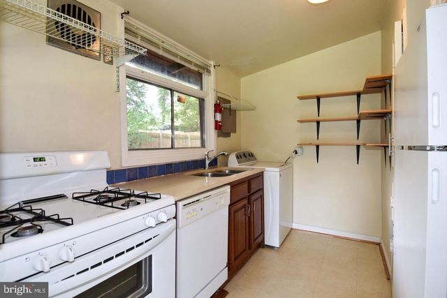 3415 GALLOWS RD, Falls Church, VA 22042