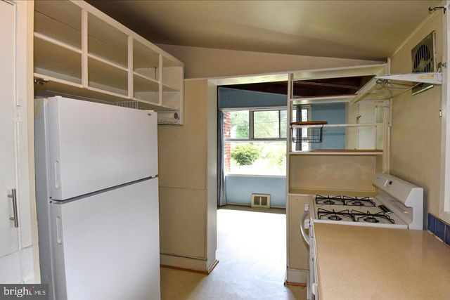 3415 GALLOWS RD, Falls Church, VA 22042