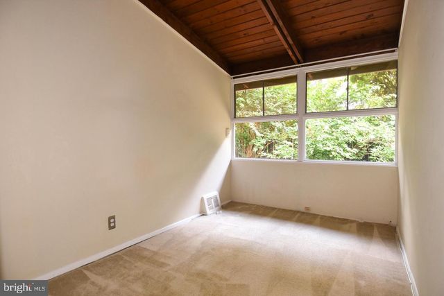3415 GALLOWS RD, Falls Church, VA 22042