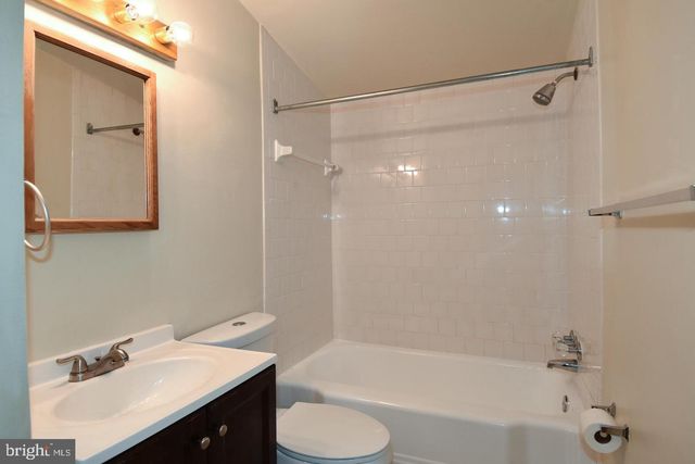 3415 GALLOWS RD, Falls Church, VA 22042
