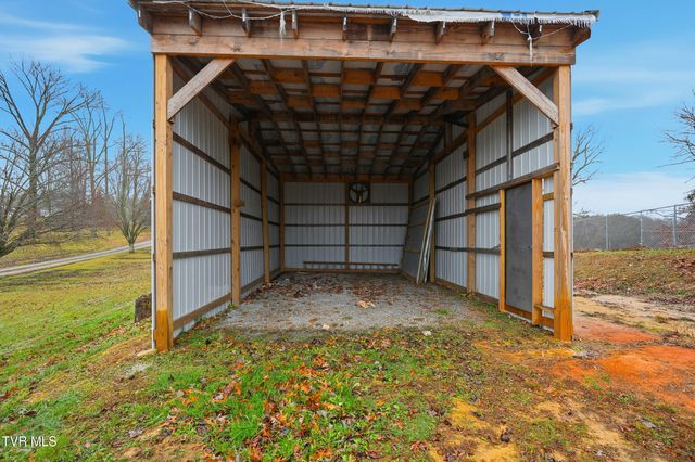 101 Buncomb Hill Road, Jonesborough, TN 37659