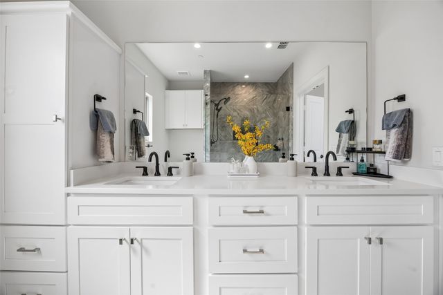 13900 Noel Road 301, Dallas, TX 75240