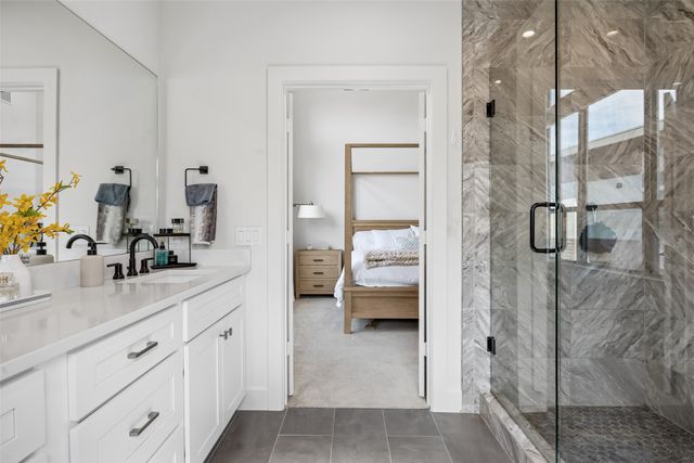13900 Noel Road 301, Dallas, TX 75240