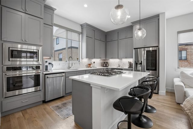 13900 Noel Road 301, Dallas, TX 75240