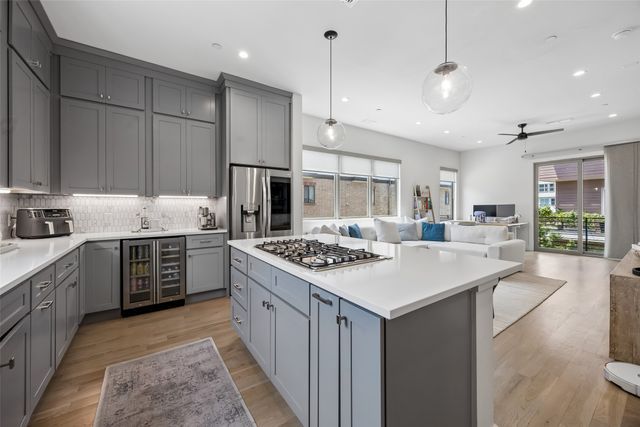 13900 Noel Road 301, Dallas, TX 75240