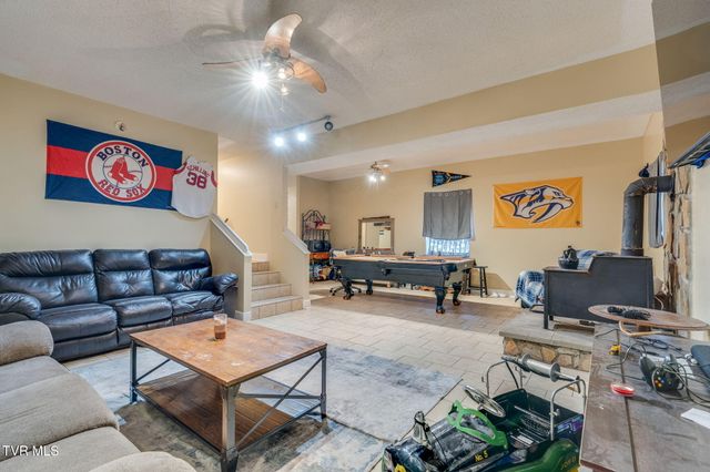 102 Brummett Road, Unicoi, TN 37692