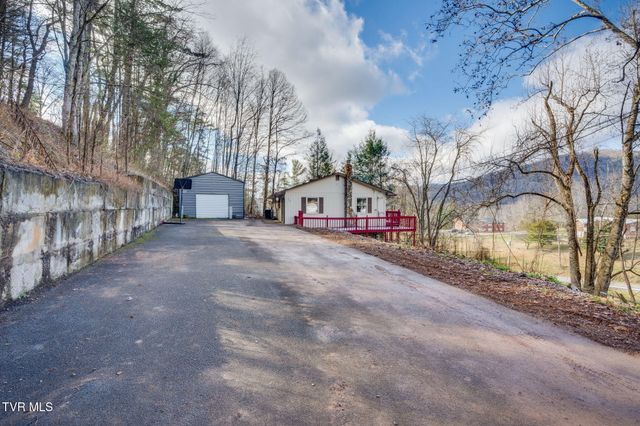 102 Brummett Road, Unicoi, TN 37692