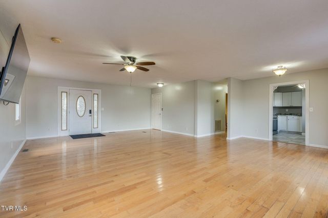 102 Brummett Road, Unicoi, TN 37692