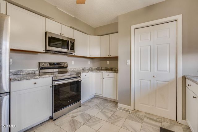 102 Brummett Road, Unicoi, TN 37692