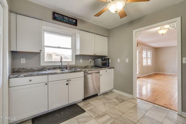 102 Brummett Road, Unicoi, TN 37692