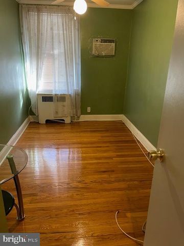 4011 I ST, Philadelphia, PA 19124