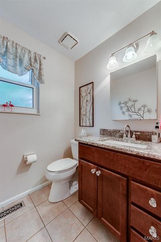 3507 Brookstone South Drive, Oakville, MO 63129