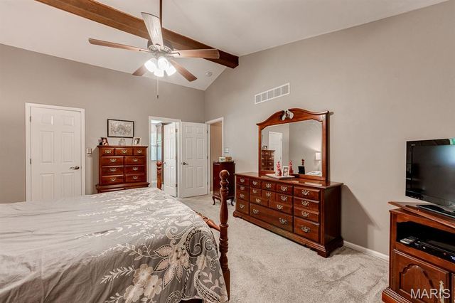 3507 Brookstone South Drive, Oakville, MO 63129