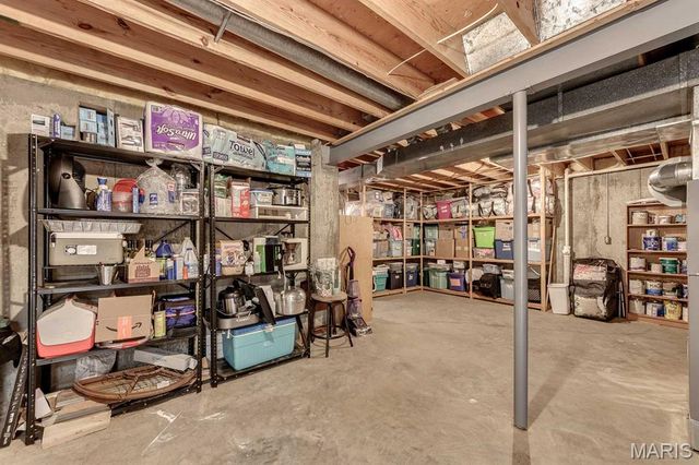 3507 Brookstone South Drive, Oakville, MO 63129