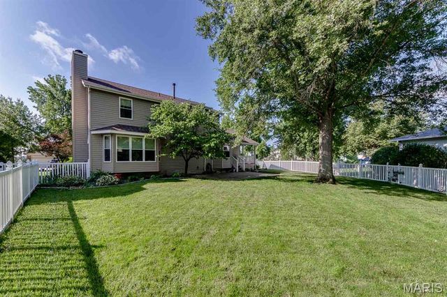 3507 Brookstone South Drive, Oakville, MO 63129
