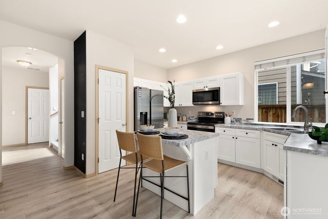 22419 SE 244th Street, Maple Valley, WA 98038