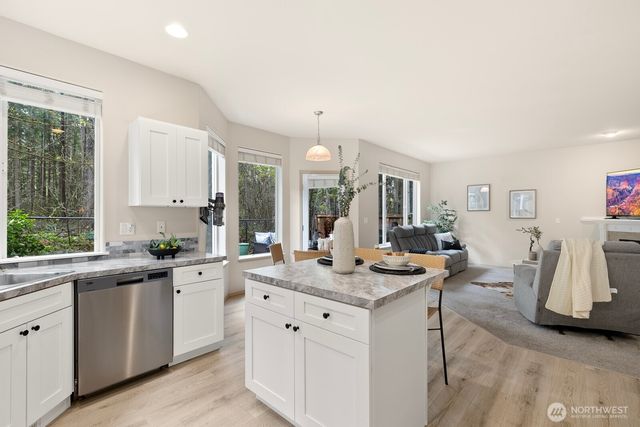 22419 SE 244th Street, Maple Valley, WA 98038