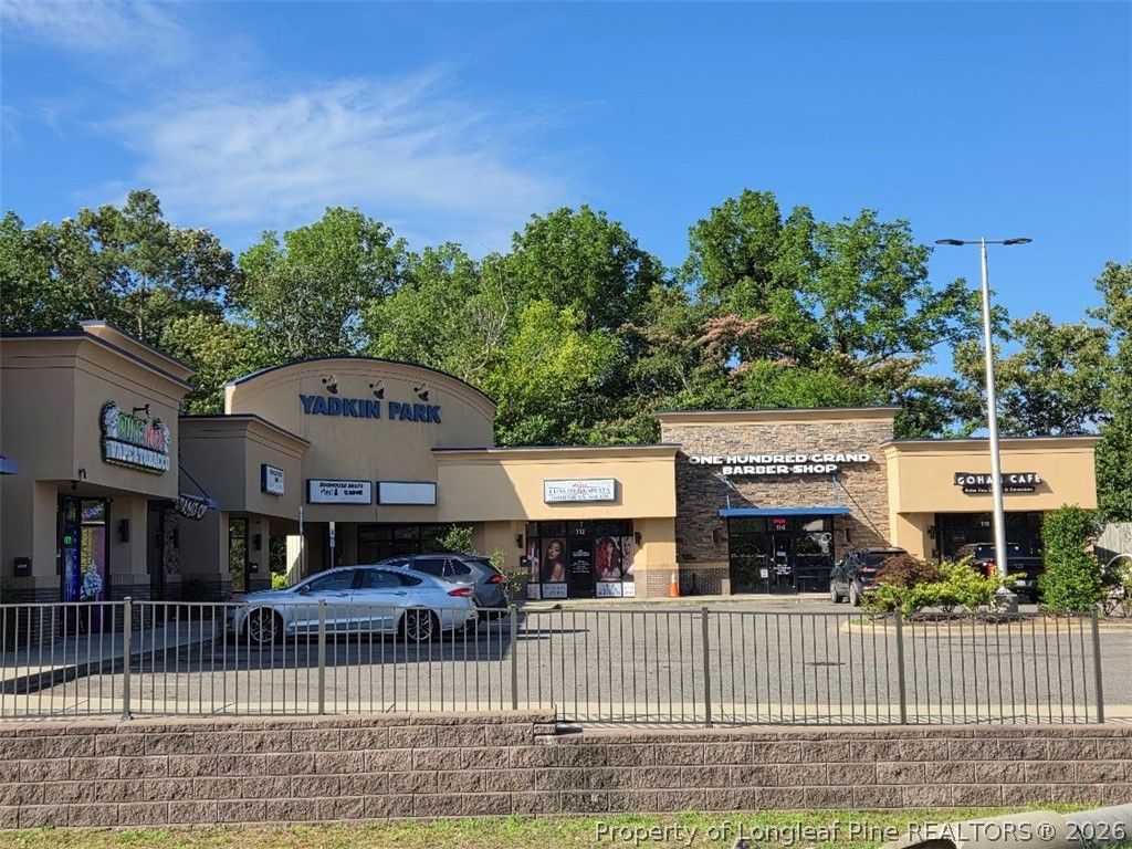 5447 Yadkin Road 110, Fayetteville, NC 28303 — photo 2
