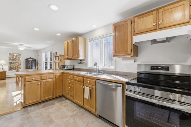 7 Patriots Way, Ossipee, NH 03814