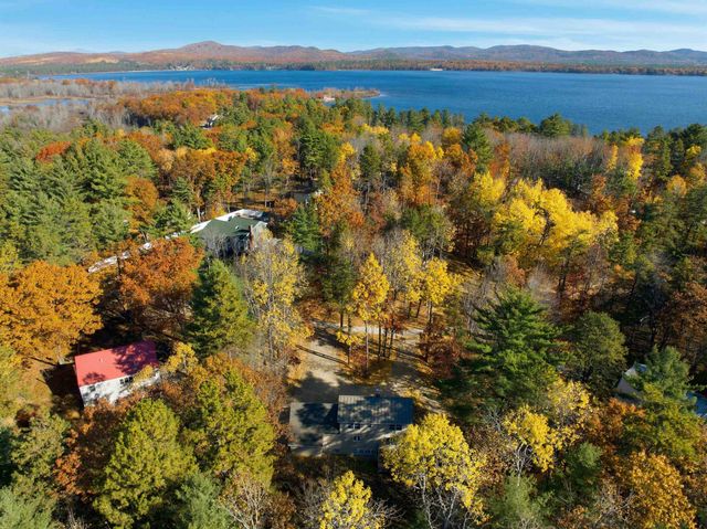 7 Patriots Way, Ossipee, NH 03814