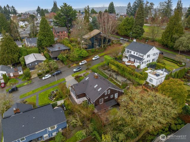 4812 NE 42nd Street, Seattle, WA 98105