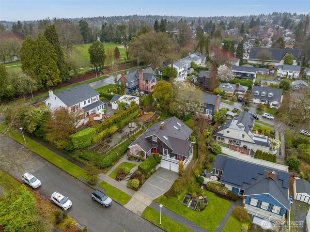 4812 NE 42nd Street, Seattle, WA 98105