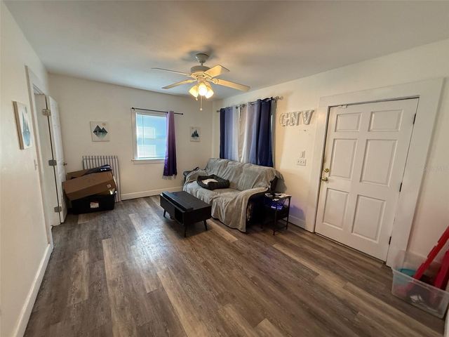 1020 NE 1ST AVENUE, Gainesville, FL 32601