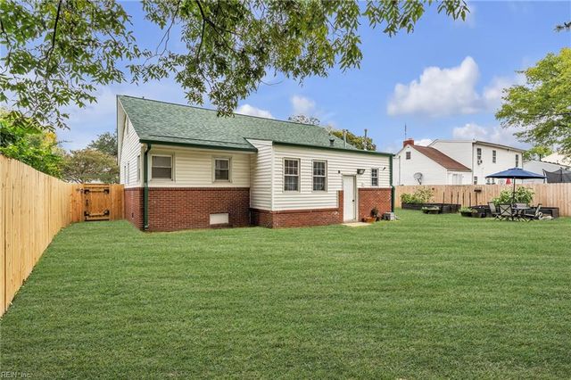 2733 Mapleton AVE, Norfolk, VA 23504