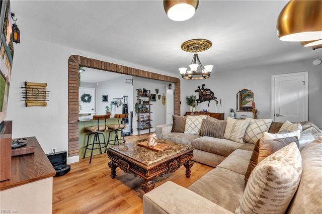 2733 Mapleton AVE, Norfolk, VA 23504
