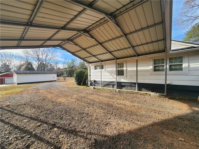 2802 Stanton SE Road, Conyers, GA 30094