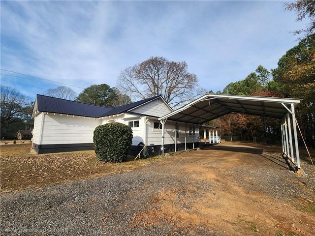 2802 Stanton SE Road, Conyers, GA 30094