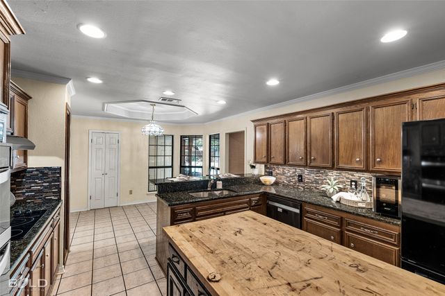 128 Southwood Drive, Bossier City, LA 71111