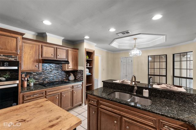 128 Southwood Drive, Bossier City, LA 71111