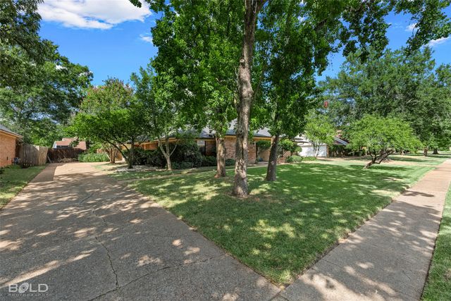 128 Southwood Drive, Bossier City, LA 71111