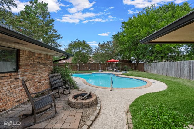 128 Southwood Drive, Bossier City, LA 71111