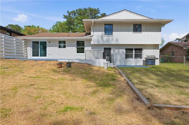 2125 Twin Falls Road, Decatur, GA 30032