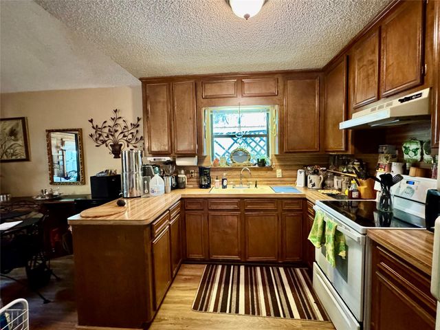 1347 Cardinal Lane, Trinity, TX 75862