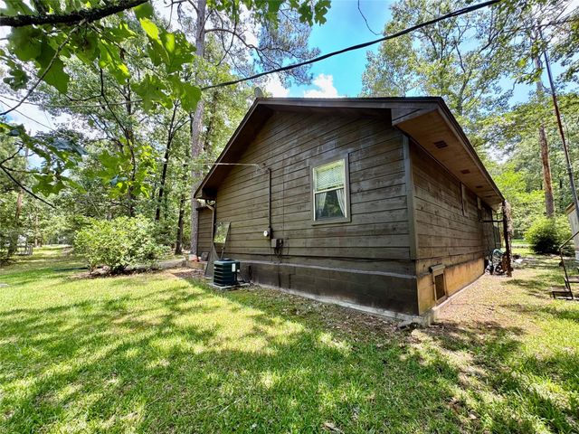 1347 Cardinal Lane, Trinity, TX 75862