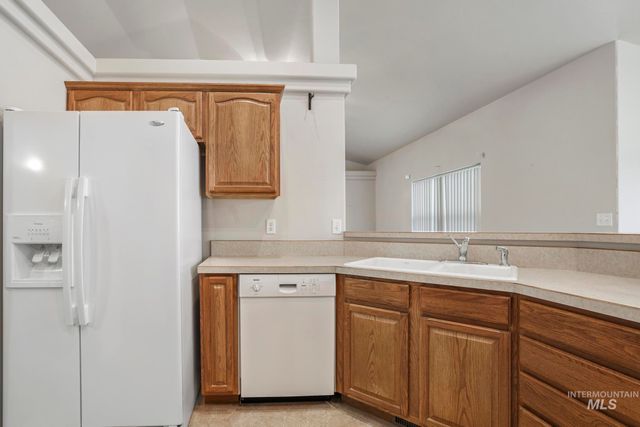 2296 Julie Ln, Twin Falls, ID 83301