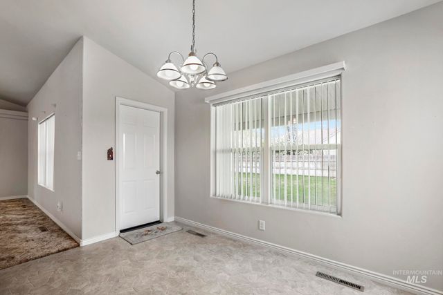 2296 Julie Ln, Twin Falls, ID 83301