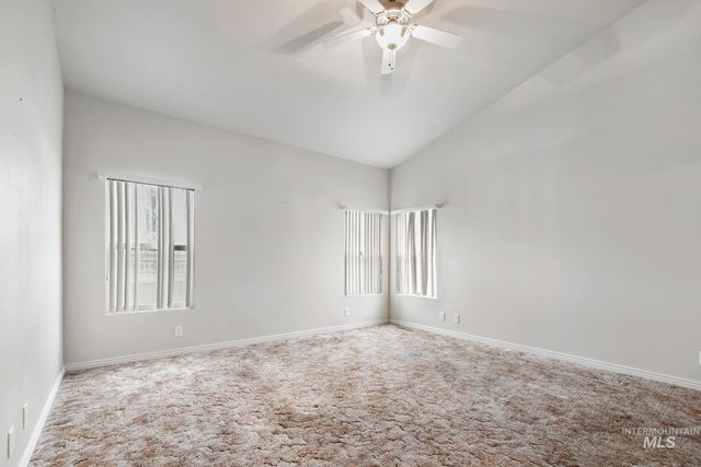 2296 Julie Ln, Twin Falls, ID 83301