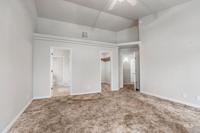 2296 Julie Ln, Twin Falls, ID 83301