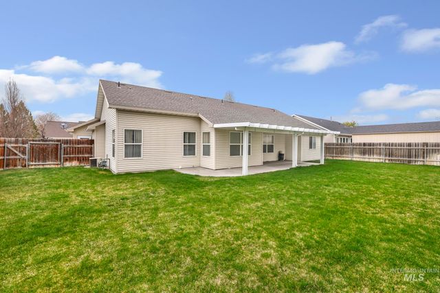 2296 Julie Ln, Twin Falls, ID 83301
