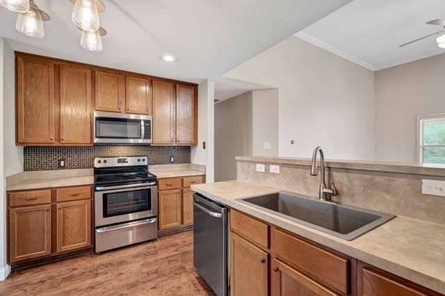 160 Angus Drive, Cross Roads, TX 76227