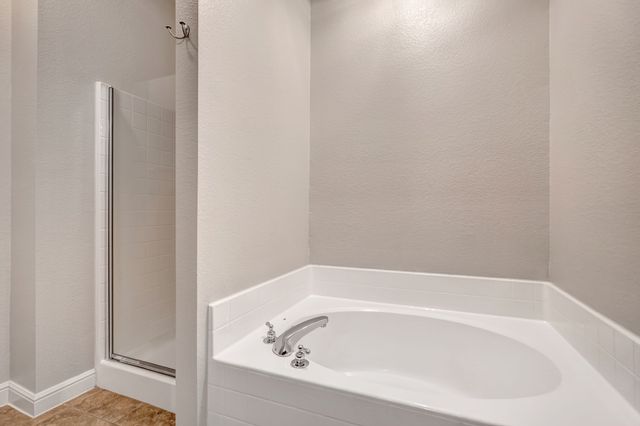 160 Angus Drive, Cross Roads, TX 76227