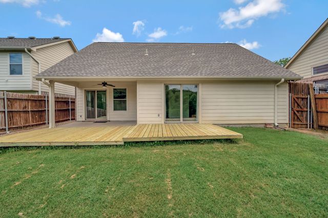 160 Angus Drive, Cross Roads, TX 76227