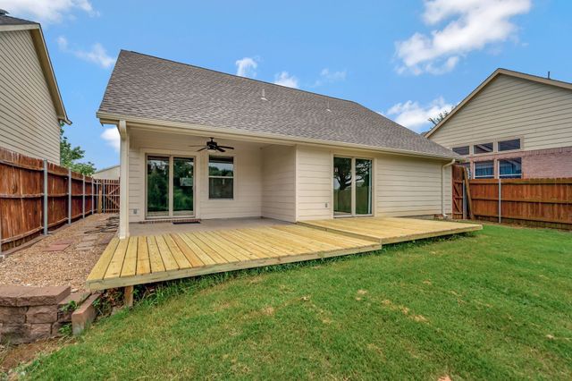 160 Angus Drive, Cross Roads, TX 76227