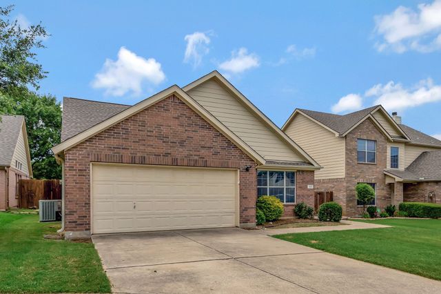 160 Angus Drive, Cross Roads, TX 76227